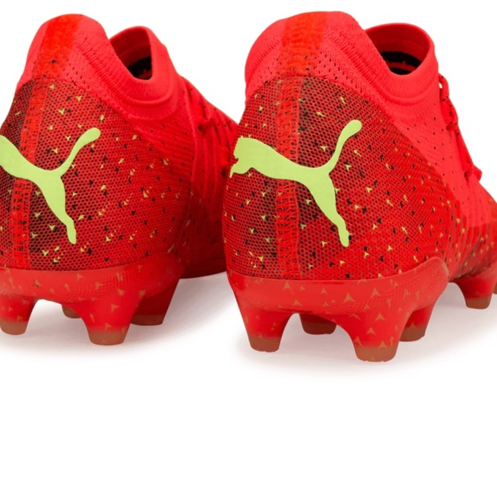 Puma Soccer Cleats Size 9 new